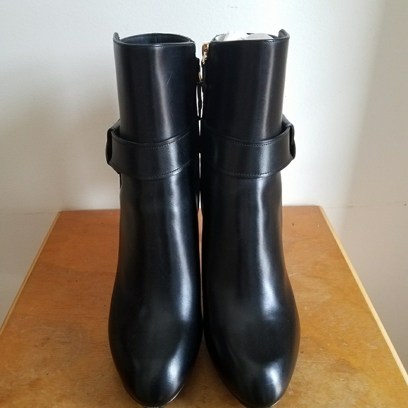 LV Leather Designer Boots - Picture 2 of 3